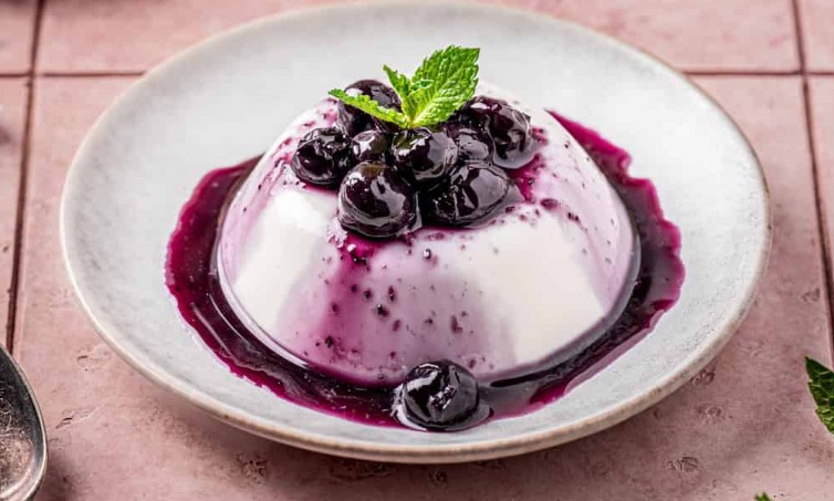 Vanilla Panna Cotta